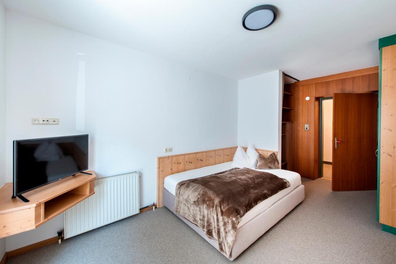 Manni Home - Rooms & Apartments Майерхофен Екстериор снимка